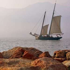 Sailing ship Lago Garda