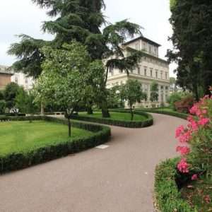 Villa Farnesina and the garden - Rome